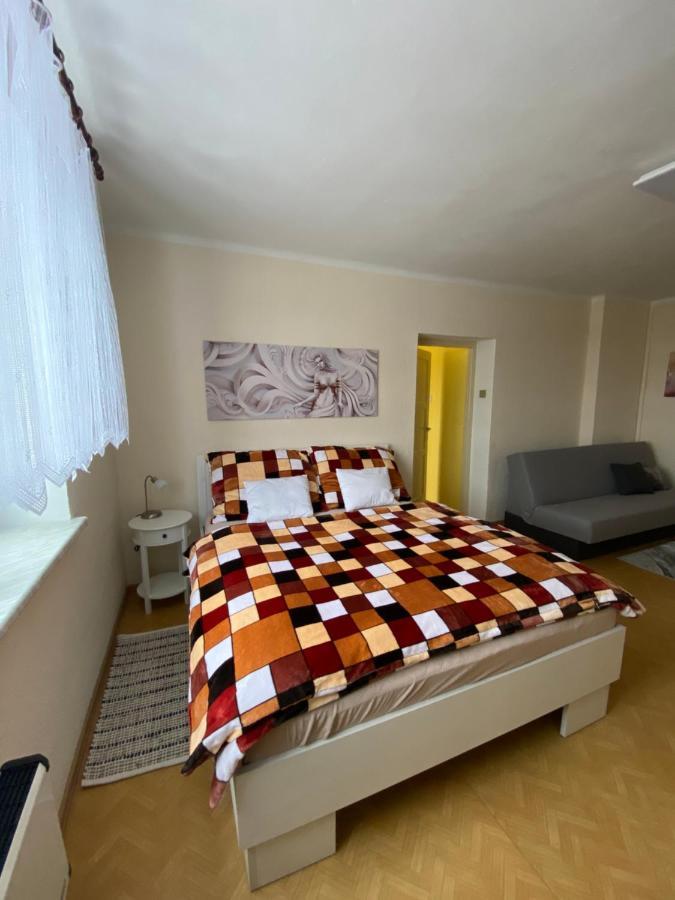 Rodinny Apartman 3+1 Horni Mesto ภายนอก รูปภาพ